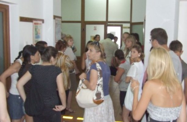 A început prima sesiune de formare pentru dascălii din învăţământul primar